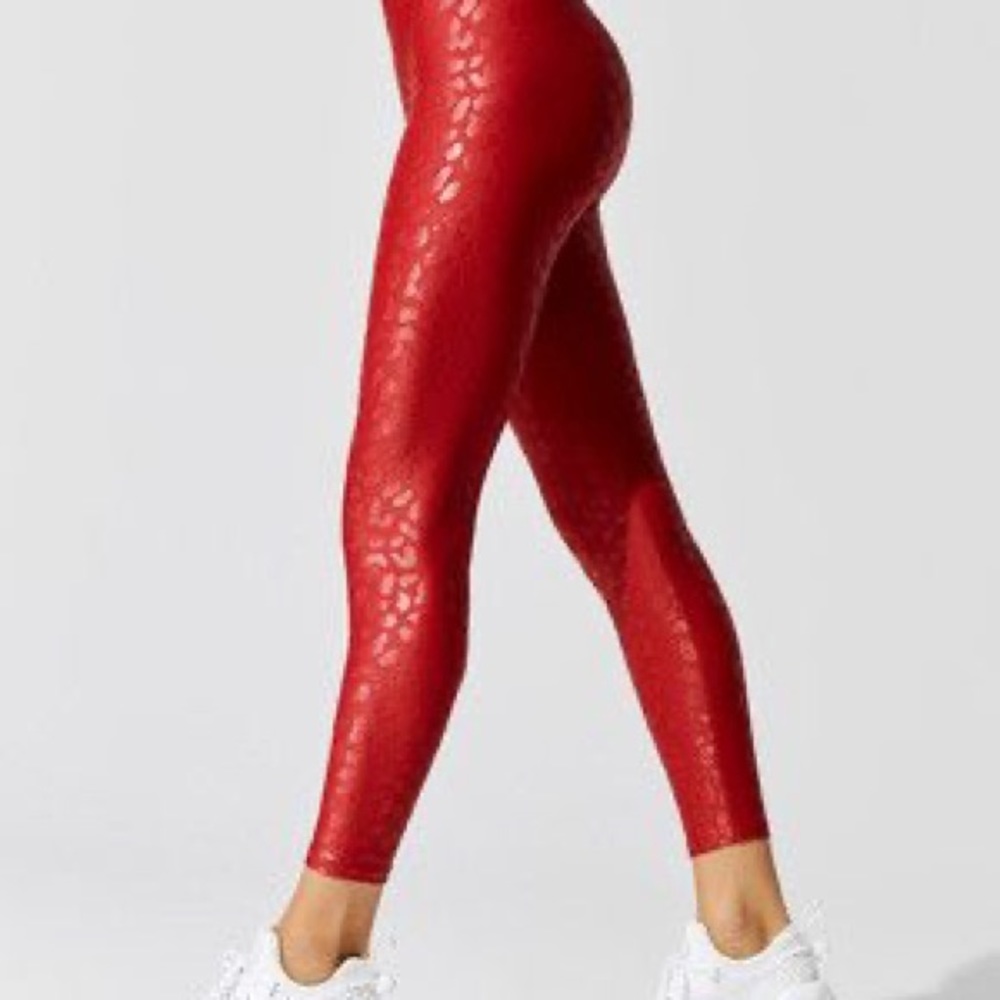NEW Carbon 38 High Rise 7/8 Cropped Leggings in Red Leopard sz S ❤️